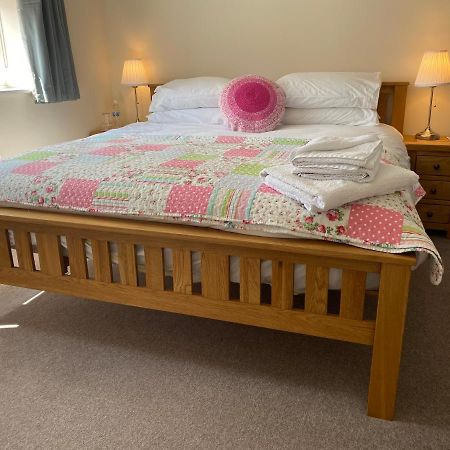 Wellington View One En Suite Shower And Super King Bed Zewnętrze zdjęcie